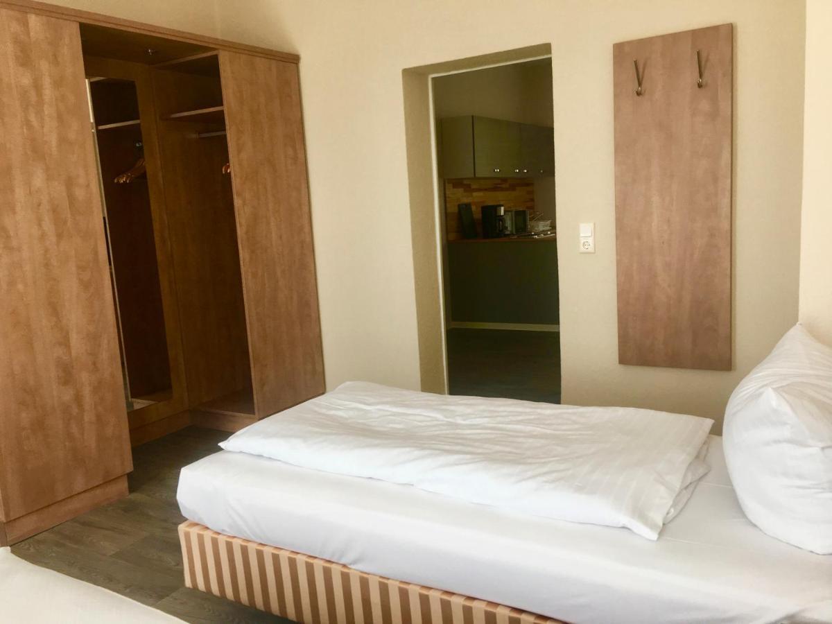 Pension Am Pollingpark Haus II Dessau-Rosslau Екстериор снимка
