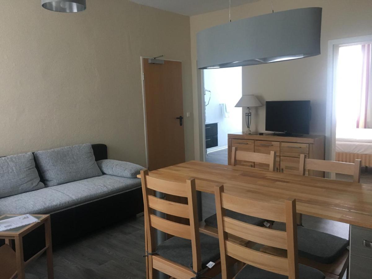 Pension Am Pollingpark Haus II Dessau-Rosslau Екстериор снимка