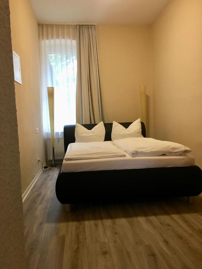 Pension Am Pollingpark Haus II Dessau-Rosslau Екстериор снимка